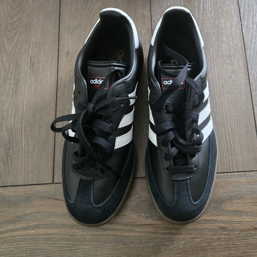Adidas Men's Black and White Sneakers